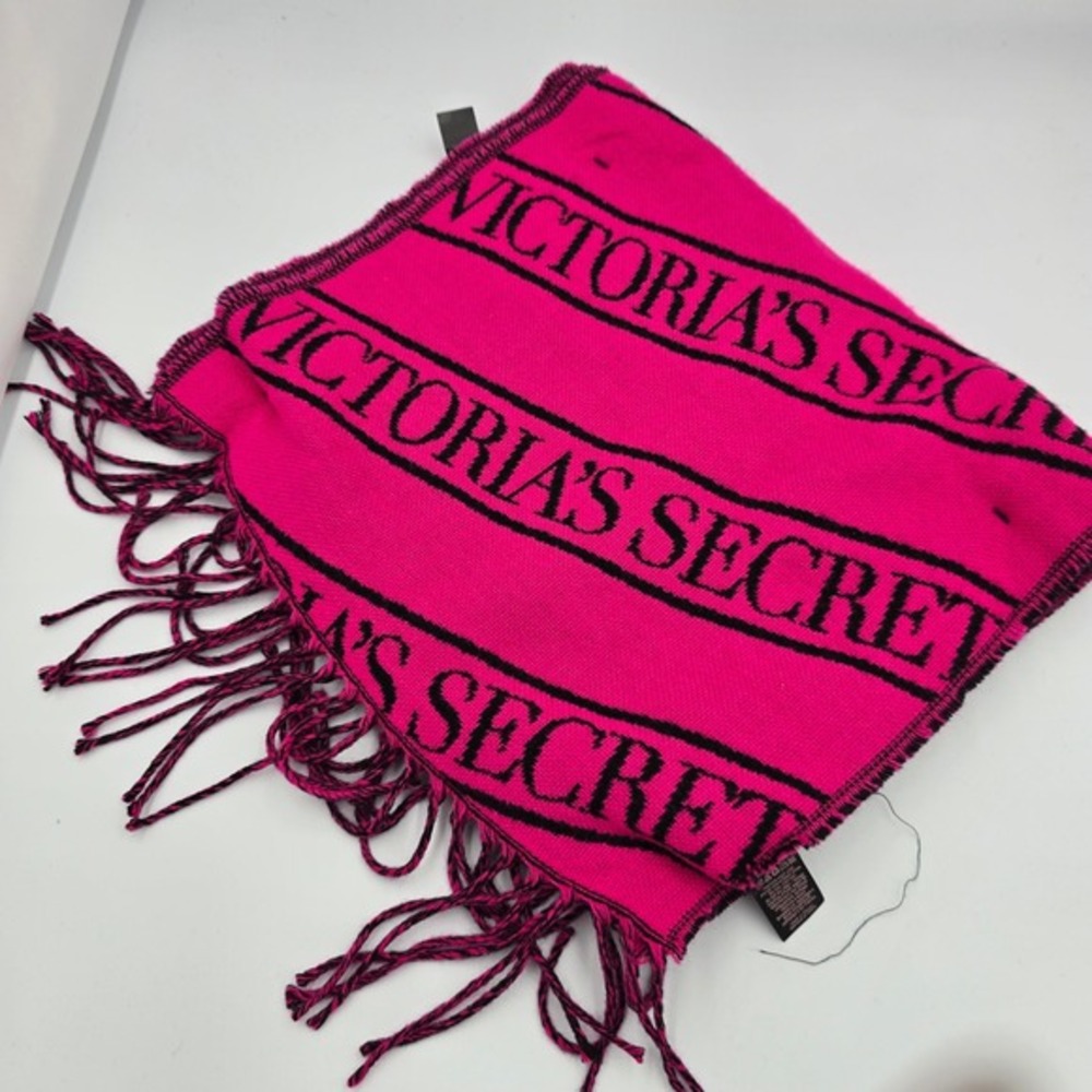 Victoria's Secret Pink Scarf Fringe Logo Print Winter Fashion